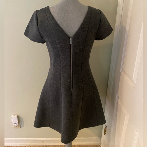 Gray Banana Republic 100% Viscose Dress NWT - Picture 3 of 5